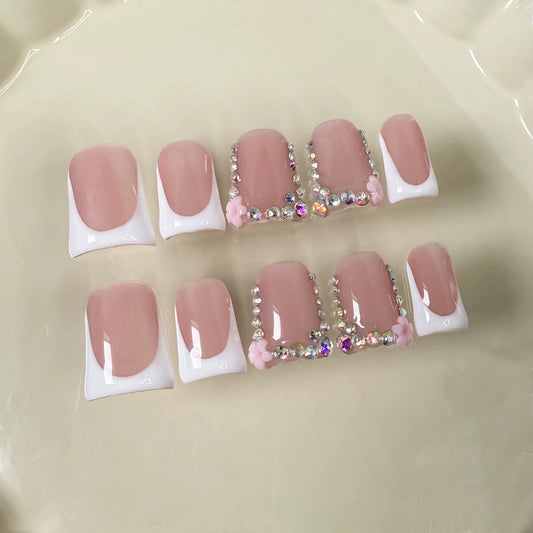 10Pcs Short Duckbill Handmade Fake Nails Art Simple Black French False Nail with Diamond Tips Design Press on Nails Set Finished