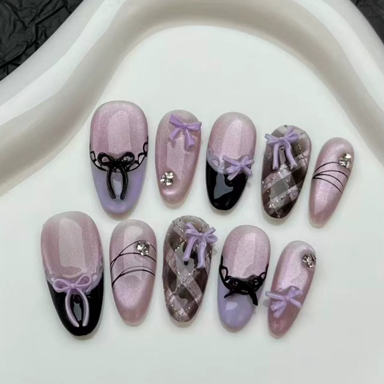 10Pcs Purple Cat'S Eye Handmade Fake Nails Tips Glitter Mid-Length Oval Press on Nails Art Bow Rhinestone Design False Nail Sets